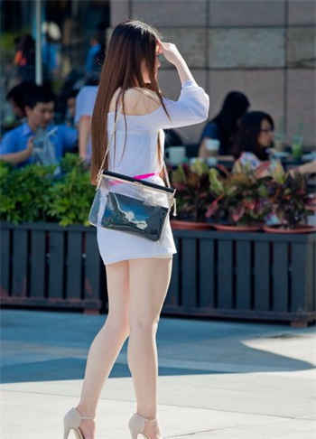 邻居诚意李婧琪