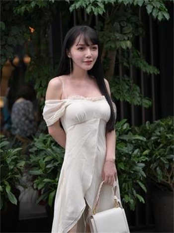与丈夫同事的秘密蘑菇