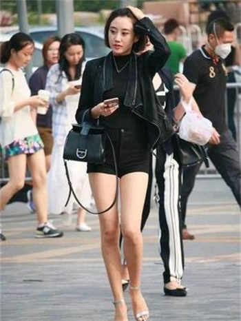 为升职将妻子送给领导