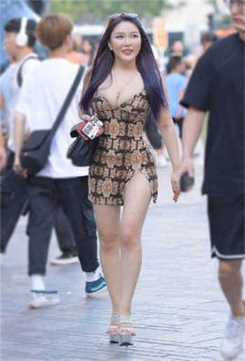 两个人舌头对舌头的感觉