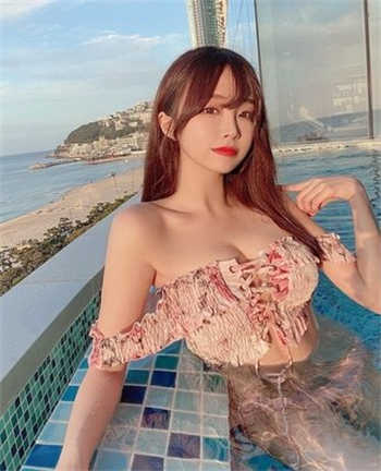 男的女的打扑克直播