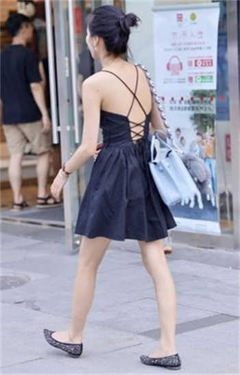 白伊顾南封