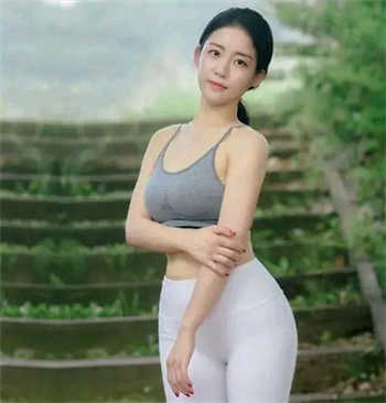 rct502泰迪熊女主角什么