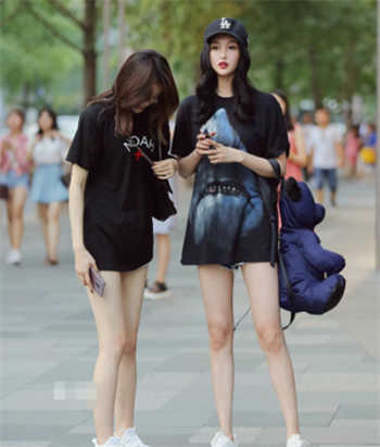 快手女王妲己开火车视频