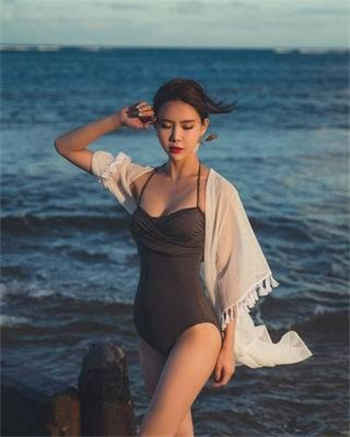 梅花编的花瓶图片