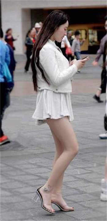 孕妇挺大肚子抽动小说