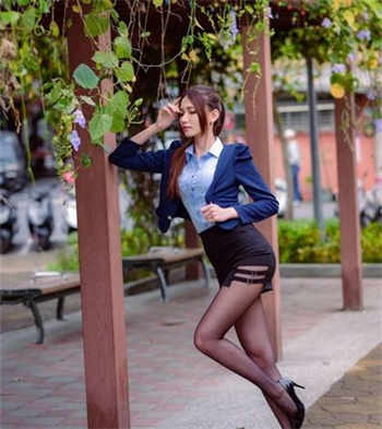 幸福一家人图片带字