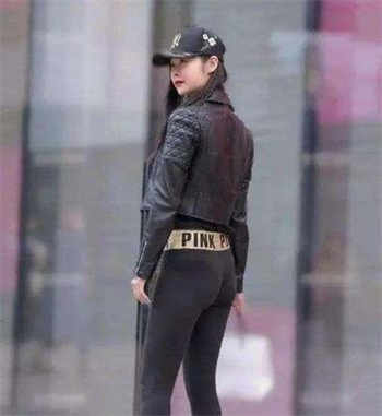 卡在洗衣机的姐姐免费