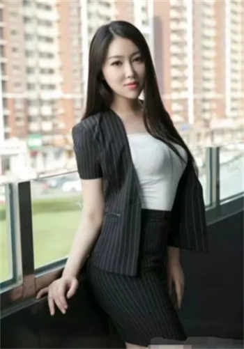 酒吧邀请上台表演