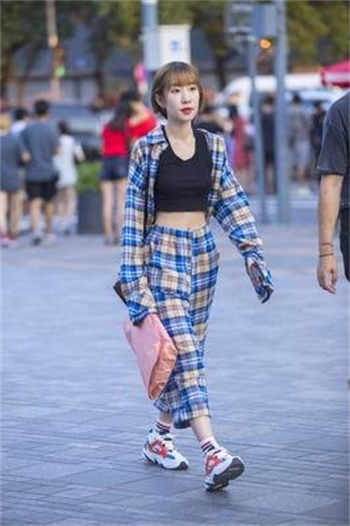 最浪漫的表白藏头诗8句