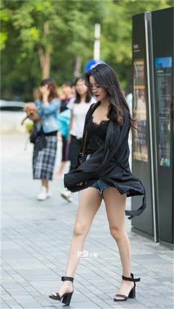 鬼灭之刃蝴蝶忍蕾姆cos