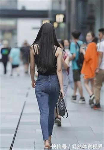 合租的少女果冻传媒