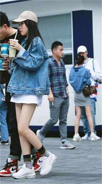 黛玉初承欢