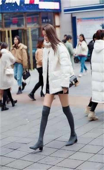 天劫缠身的我四处淘婚