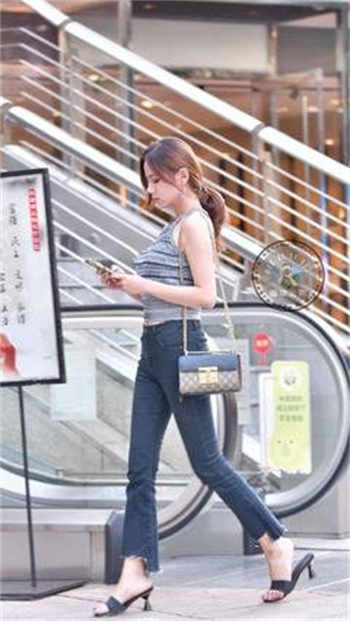 兔子先生里的宫泽蓝是谁