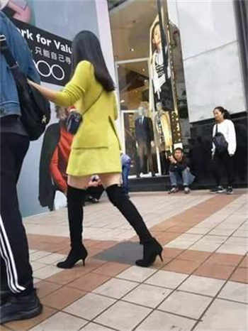 被威胁的女兼职员多鱼网